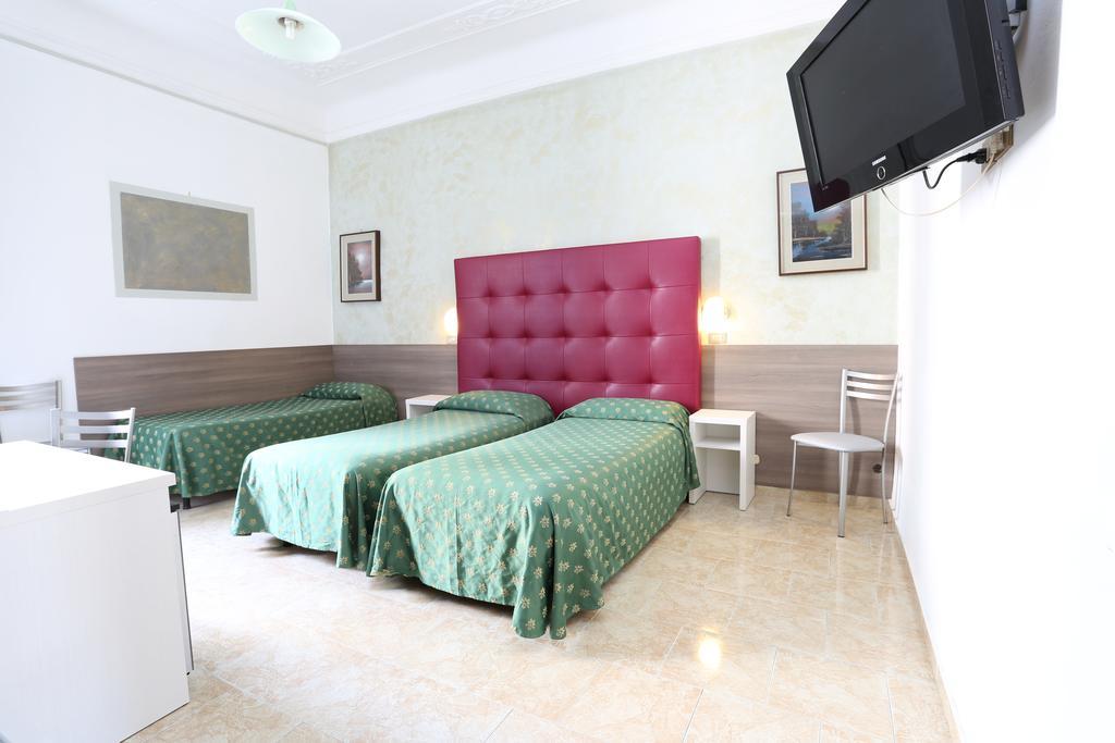 Hotel Piola 2*